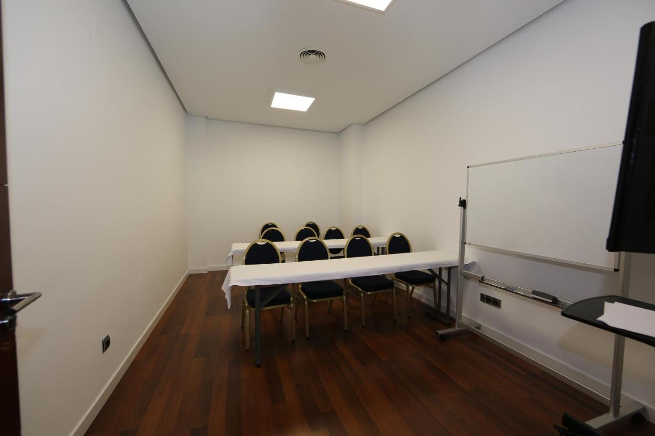 Hotel Universidad Αλμπαθέτε Εξωτερικό φωτογραφία