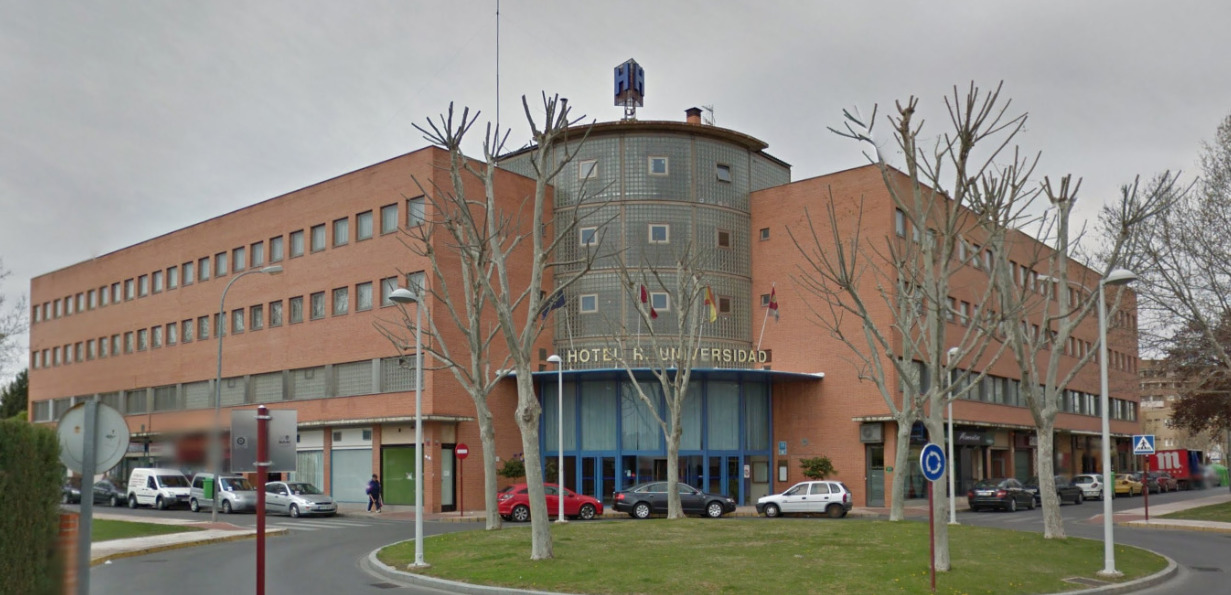 Hotel Universidad Αλμπαθέτε Εξωτερικό φωτογραφία